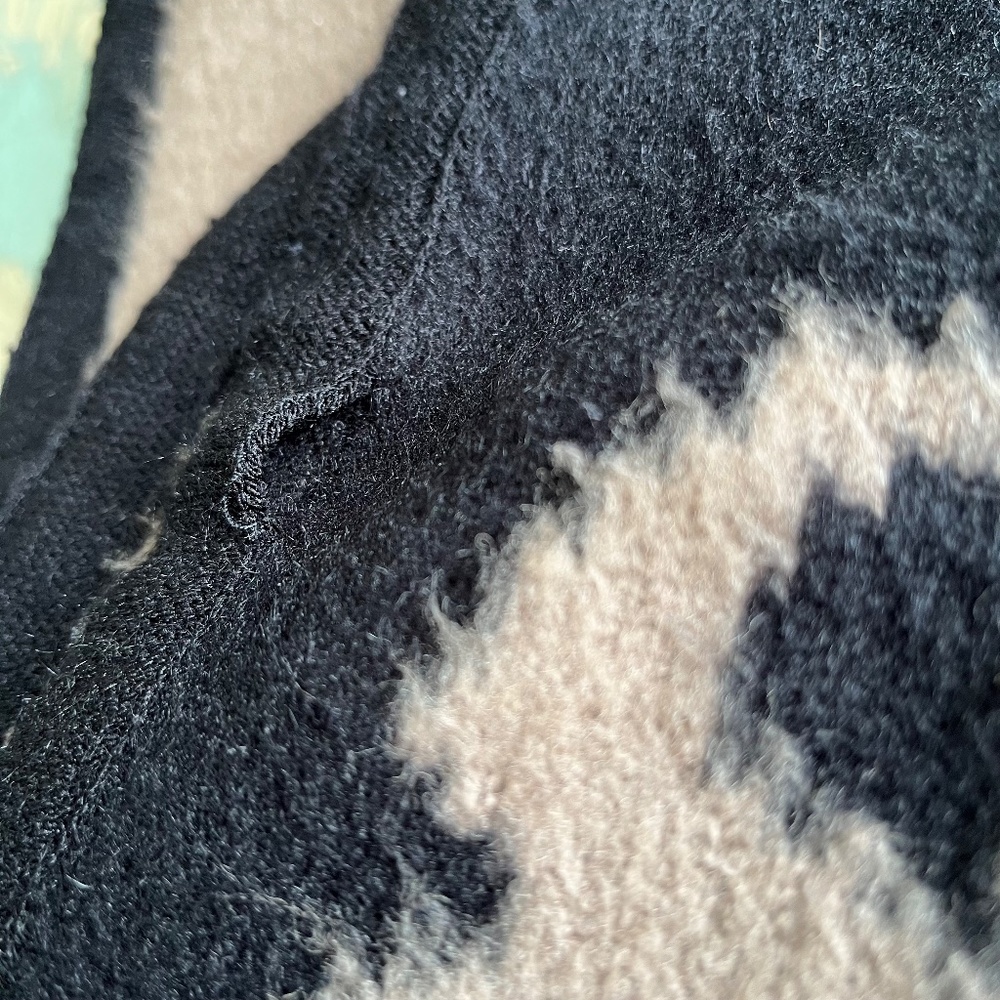 Astrological Cancer / Leo Cape - Picture 8 of 8